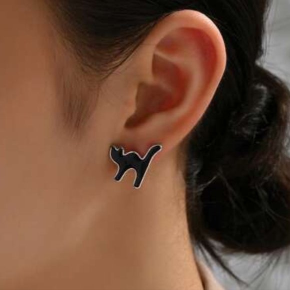 Cute Little Black Cats Enamel Kitty Earrings Cat Lovers Gift Kitties Halloween - Picture 3 of 4